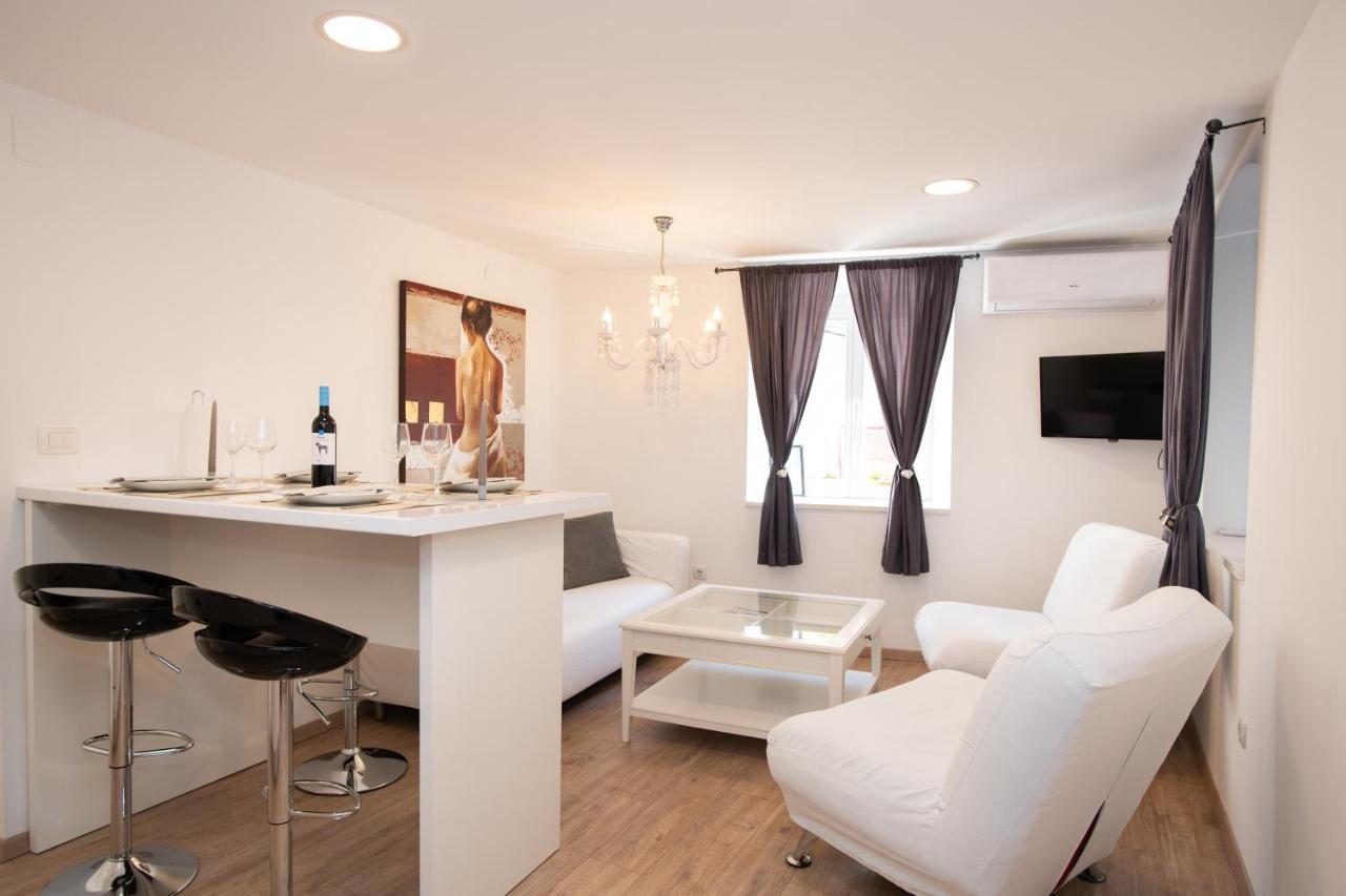 Apartments Barone Sibenik Bagian luar foto